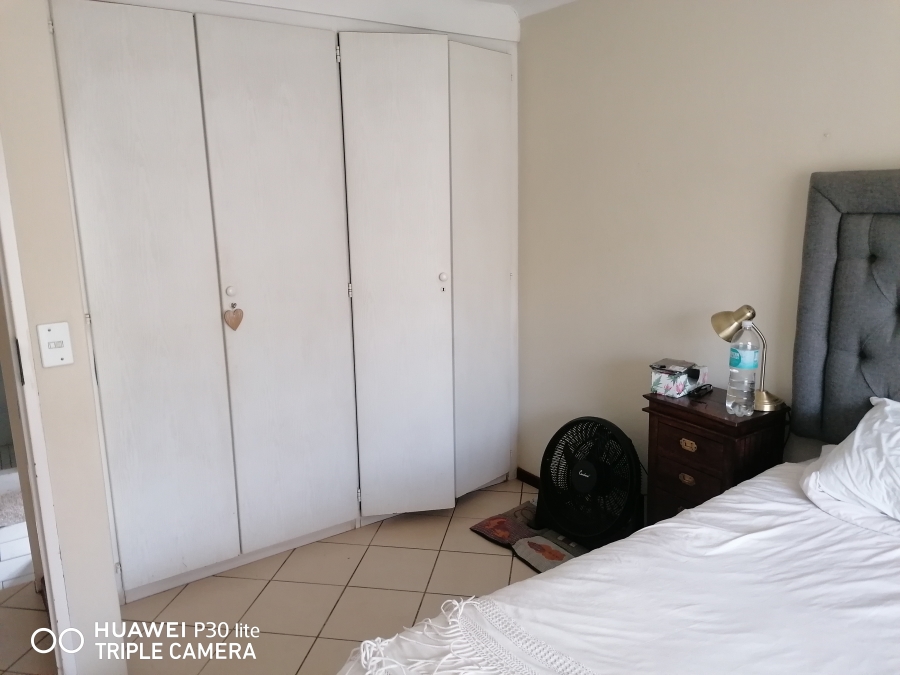 2 Bedroom Property for Sale in Murrayfield Gauteng