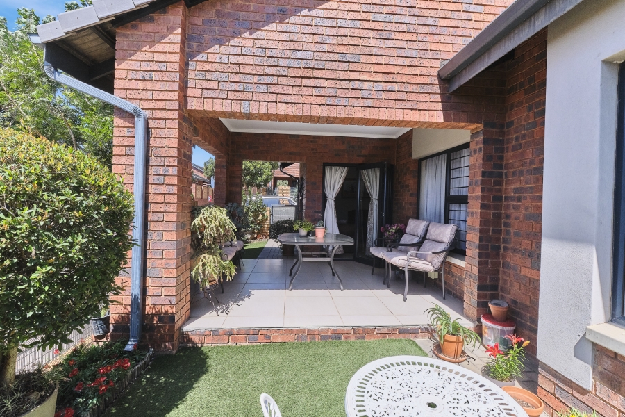 3 Bedroom Property for Sale in North Riding AH Gauteng