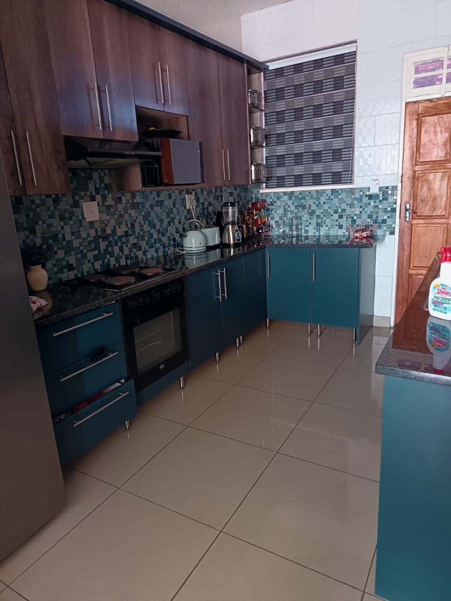 2 Bedroom Property for Sale in Troyeville Gauteng