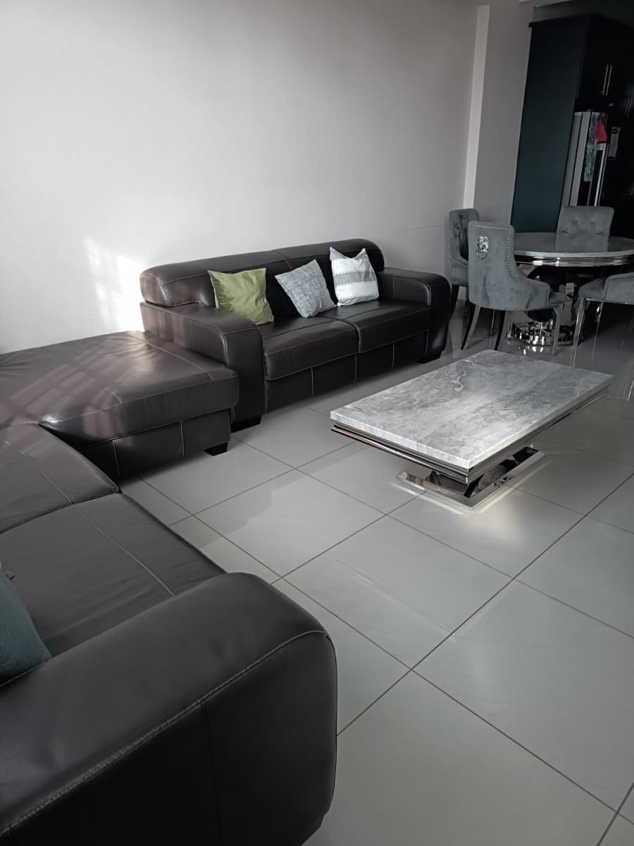 2 Bedroom Property for Sale in Troyeville Gauteng