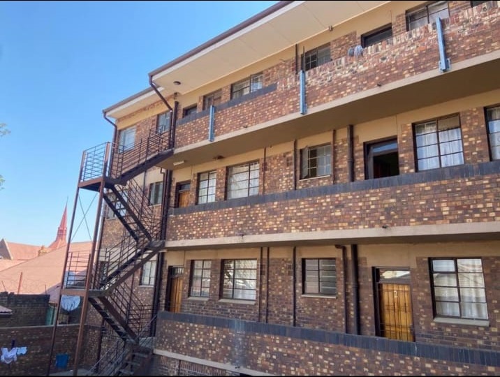 2 Bedroom Property for Sale in Troyeville Gauteng