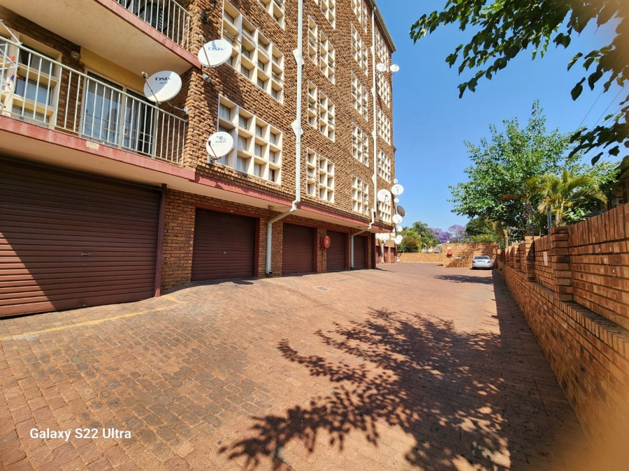 3 Bedroom Property for Sale in Dorandia Gauteng