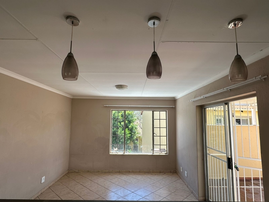 2 Bedroom Property for Sale in Willow Park Manor Gauteng