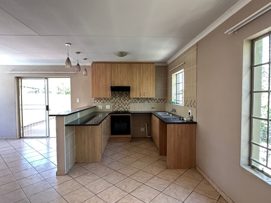 2 Bedroom Property for Sale in Willow Park Manor Gauteng