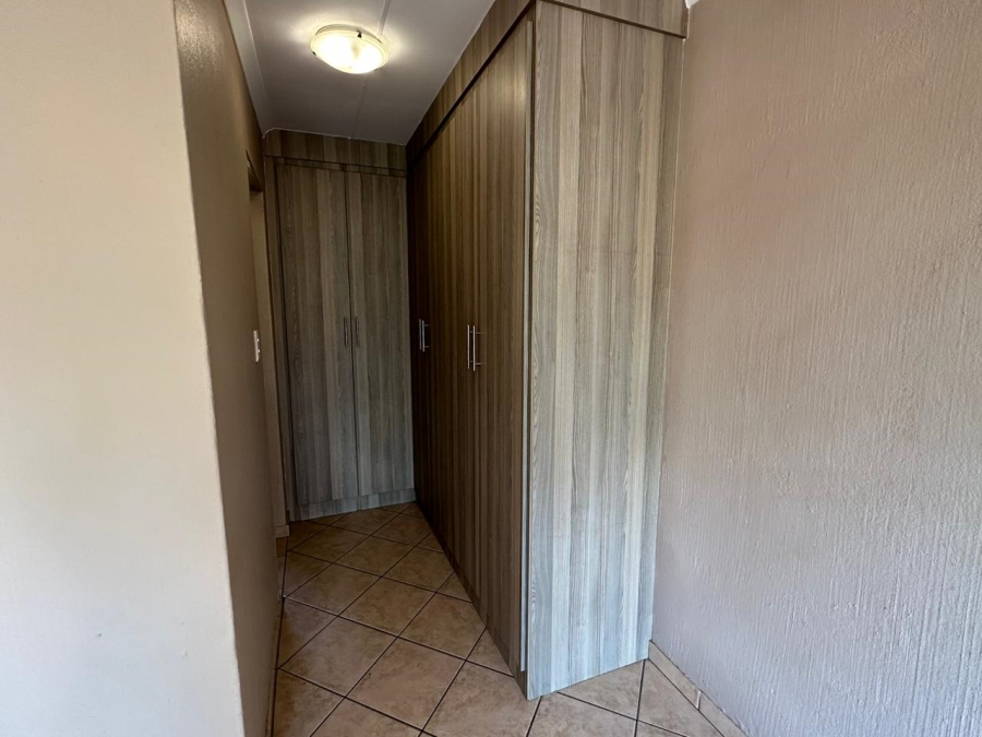 2 Bedroom Property for Sale in Willow Park Manor Gauteng