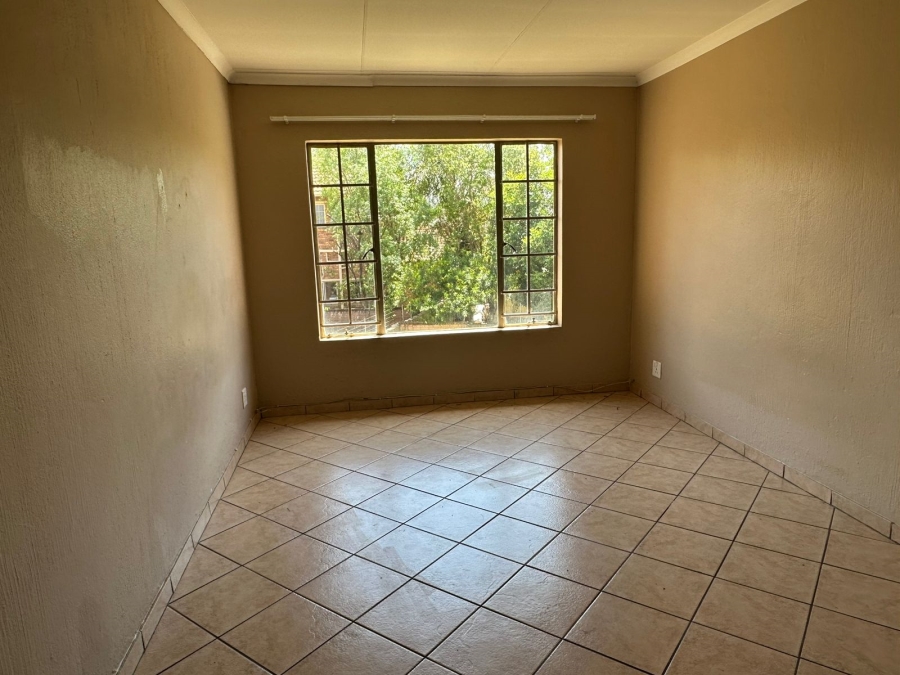 2 Bedroom Property for Sale in Willow Park Manor Gauteng