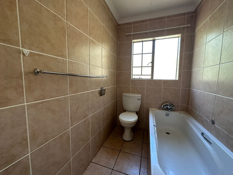 2 Bedroom Property for Sale in Willow Park Manor Gauteng