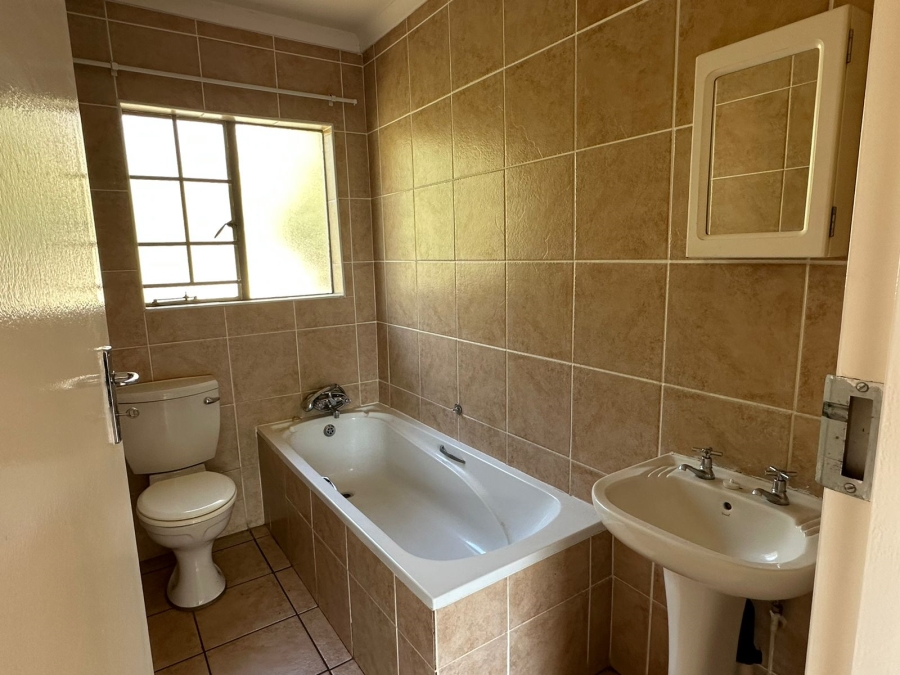 2 Bedroom Property for Sale in Willow Park Manor Gauteng