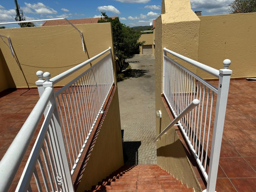 2 Bedroom Property for Sale in Willow Park Manor Gauteng