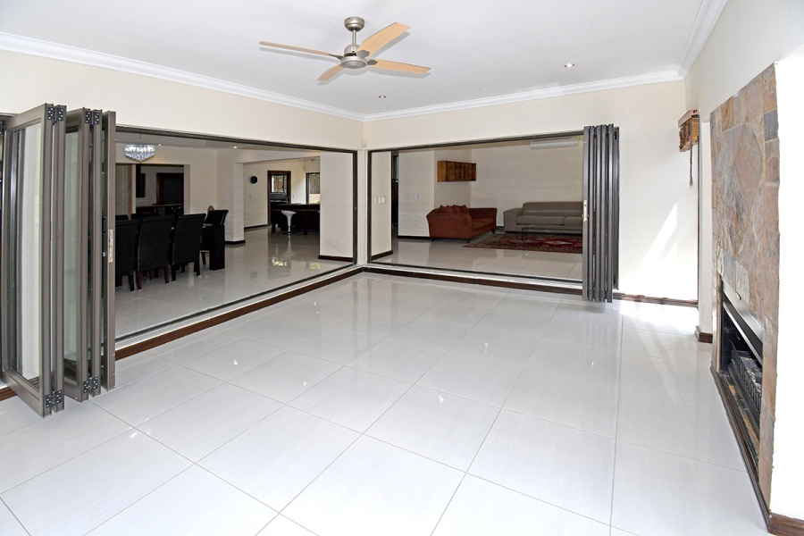 5 Bedroom Property for Sale in Bryanston Gauteng