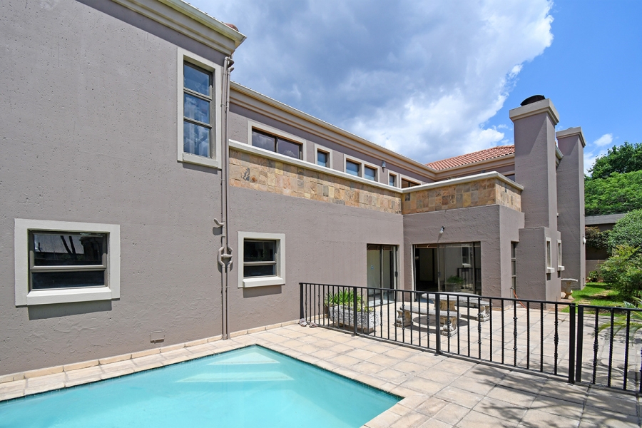 5 Bedroom Property for Sale in Bryanston Gauteng