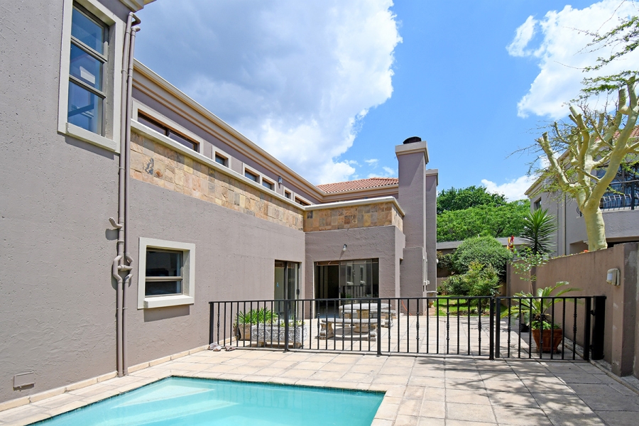 5 Bedroom Property for Sale in Bryanston Gauteng