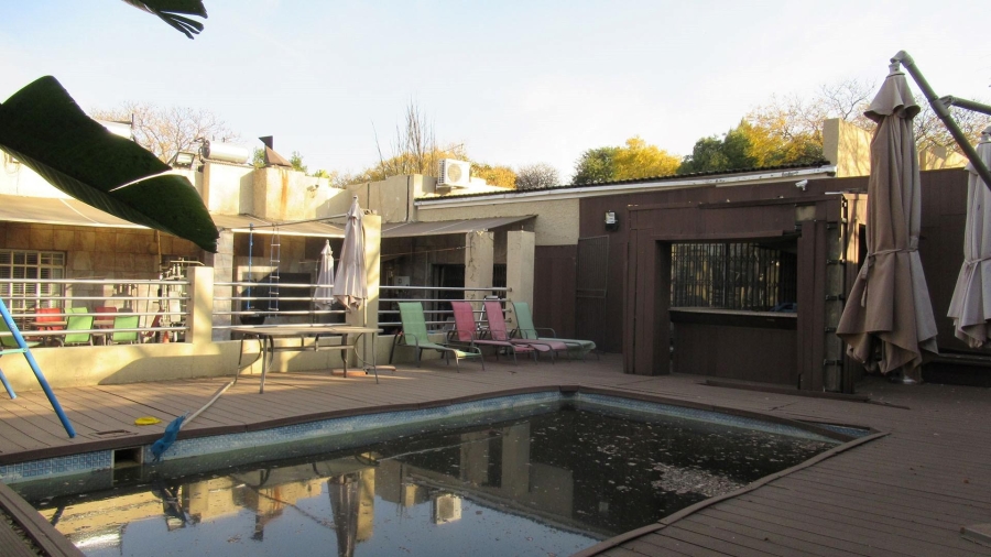 8 Bedroom Property for Sale in Randpark Ridge Gauteng