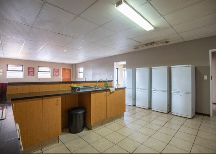 8 Bedroom Property for Sale in Hatfield Gauteng