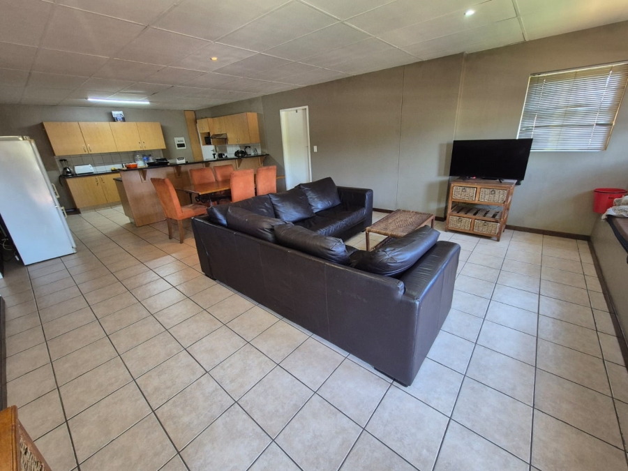 8 Bedroom Property for Sale in Hatfield Gauteng