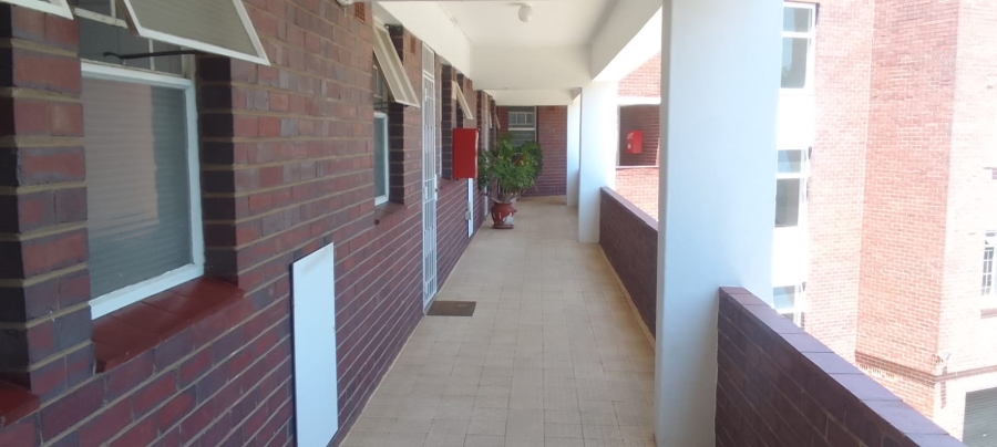 2 Bedroom Property for Sale in Waverley Gauteng