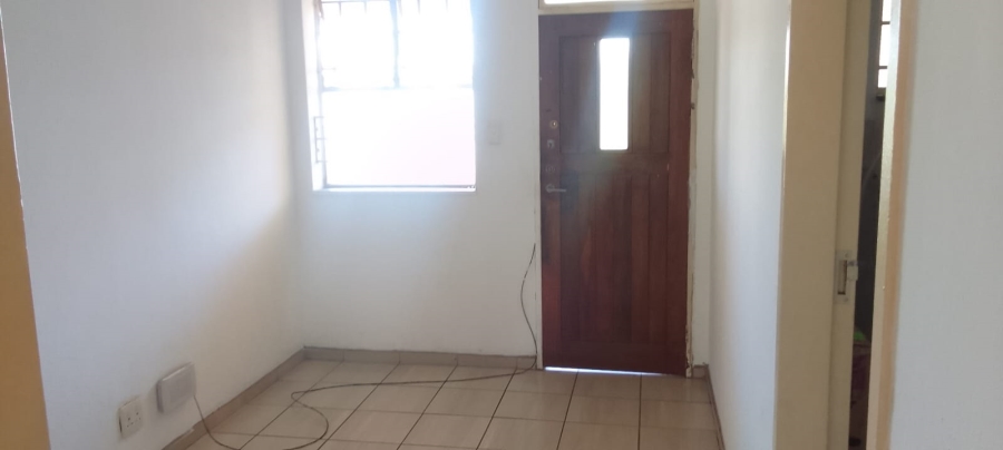 2 Bedroom Property for Sale in Waverley Gauteng