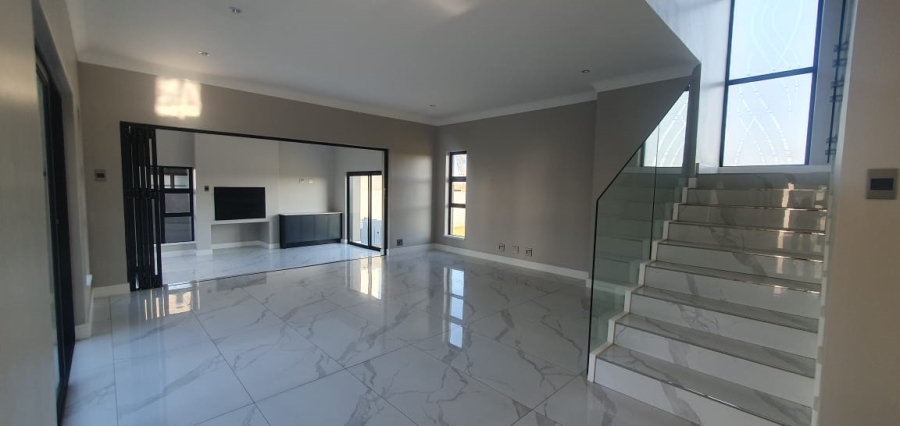 4 Bedroom Property for Sale in Midstream Heights Gauteng