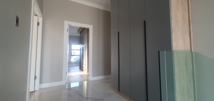 4 Bedroom Property for Sale in Midstream Heights Gauteng