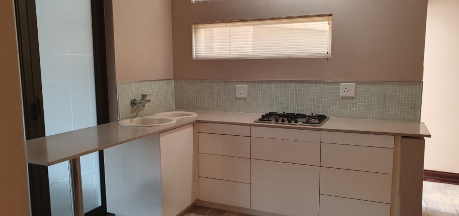 To Let 1 Bedroom Property for Rent in Midstream Heights Gauteng