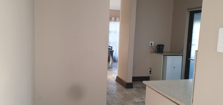 To Let 1 Bedroom Property for Rent in Midstream Heights Gauteng