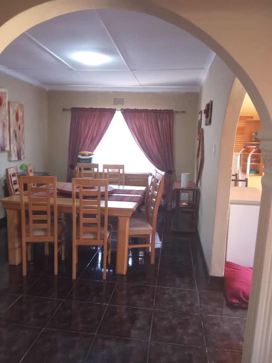 2 Bedroom Property for Sale in Witpoortjie Gauteng