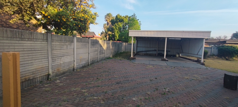 3 Bedroom Property for Sale in Vanderbijlpark Sw 2 Gauteng