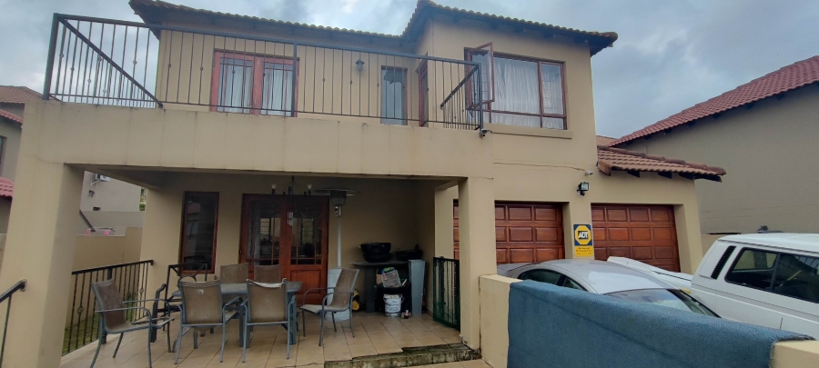 To Let 3 Bedroom Property for Rent in Craigavon Gauteng