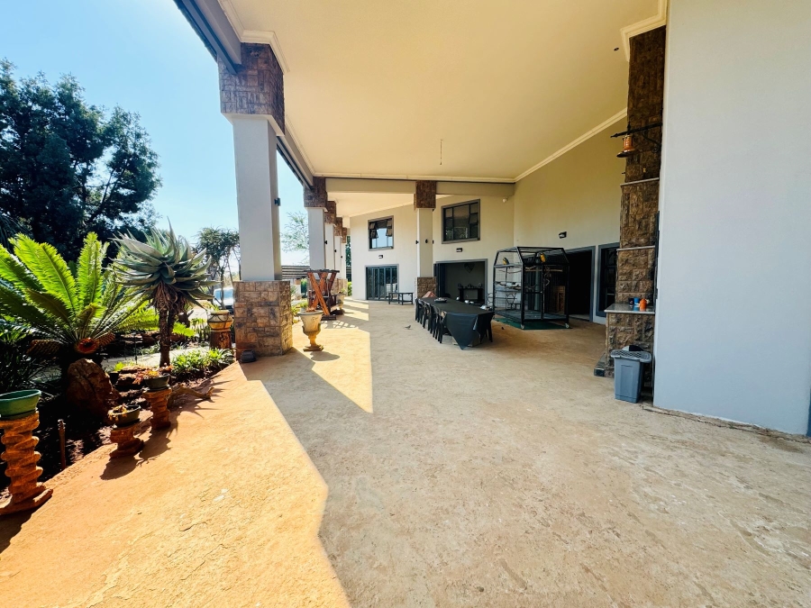 11 Bedroom Property for Sale in Wonderboom Gauteng