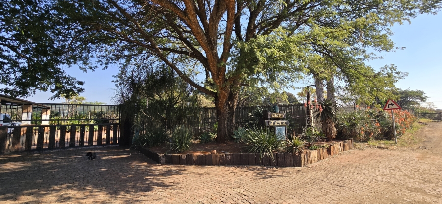 11 Bedroom Property for Sale in Wonderboom Gauteng