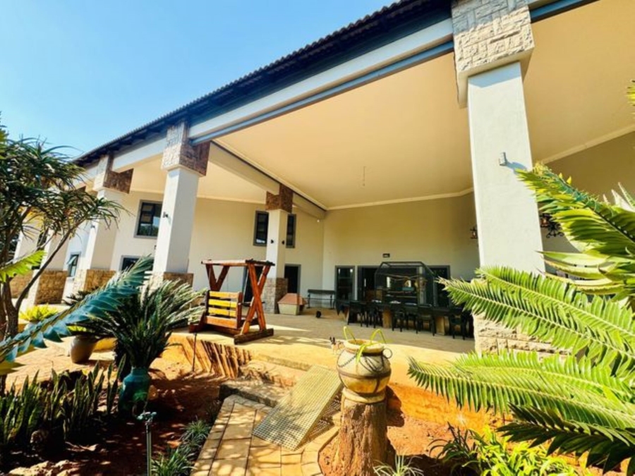 11 Bedroom Property for Sale in Wonderboom Gauteng