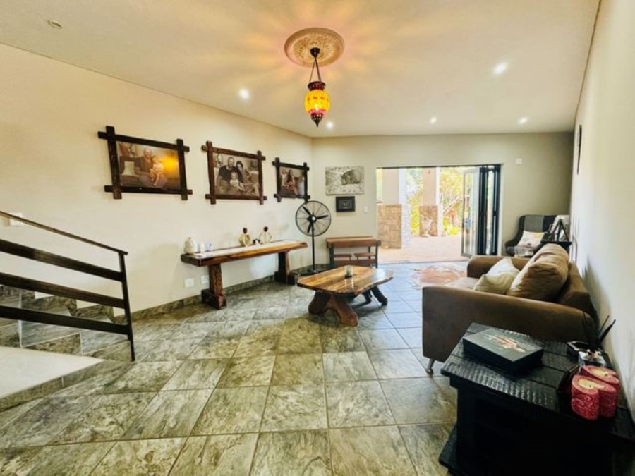 11 Bedroom Property for Sale in Wonderboom Gauteng