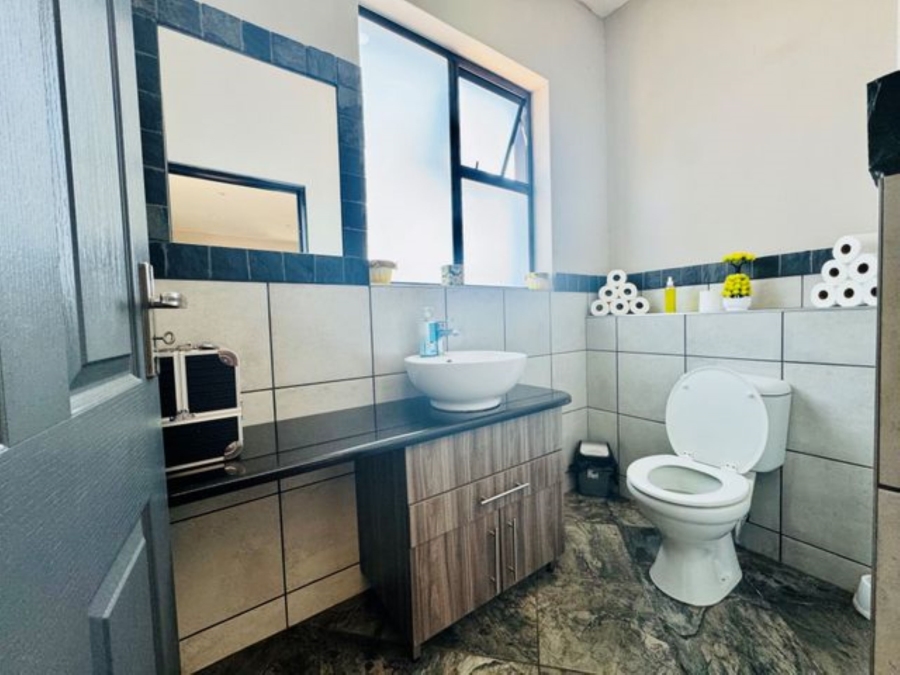 11 Bedroom Property for Sale in Wonderboom Gauteng