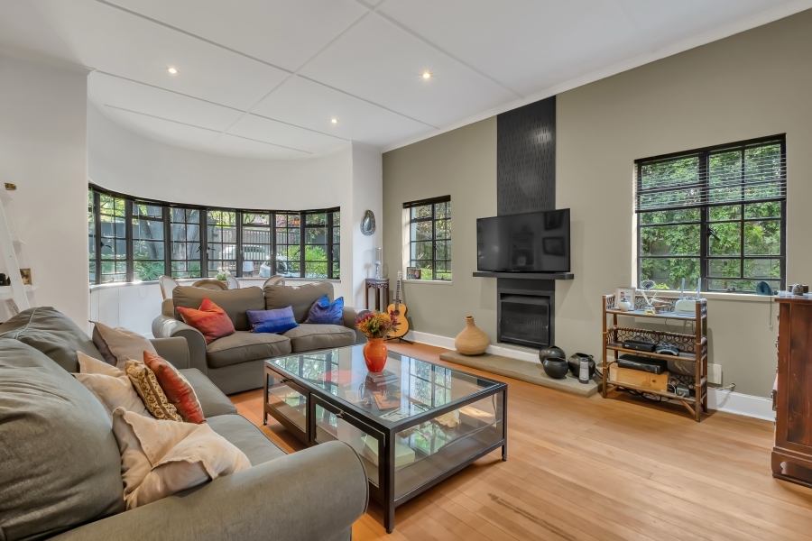 4 Bedroom Property for Sale in Greenside Gauteng