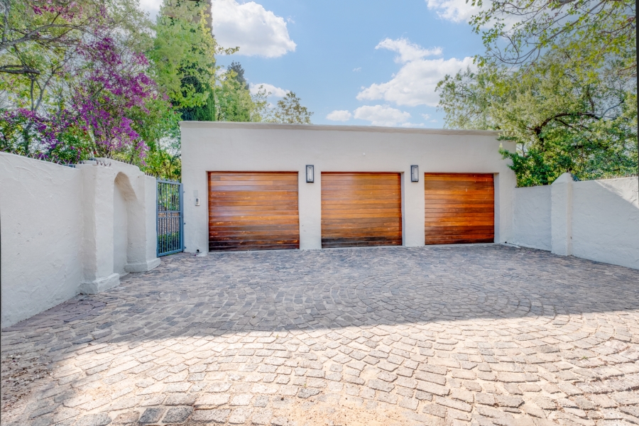 3 Bedroom Property for Sale in Woodmead Gauteng