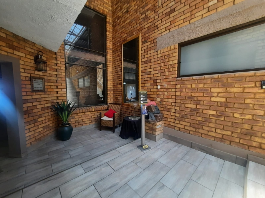 10 Bedroom Property for Sale in Sinoville Gauteng