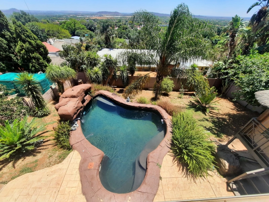 10 Bedroom Property for Sale in Sinoville Gauteng