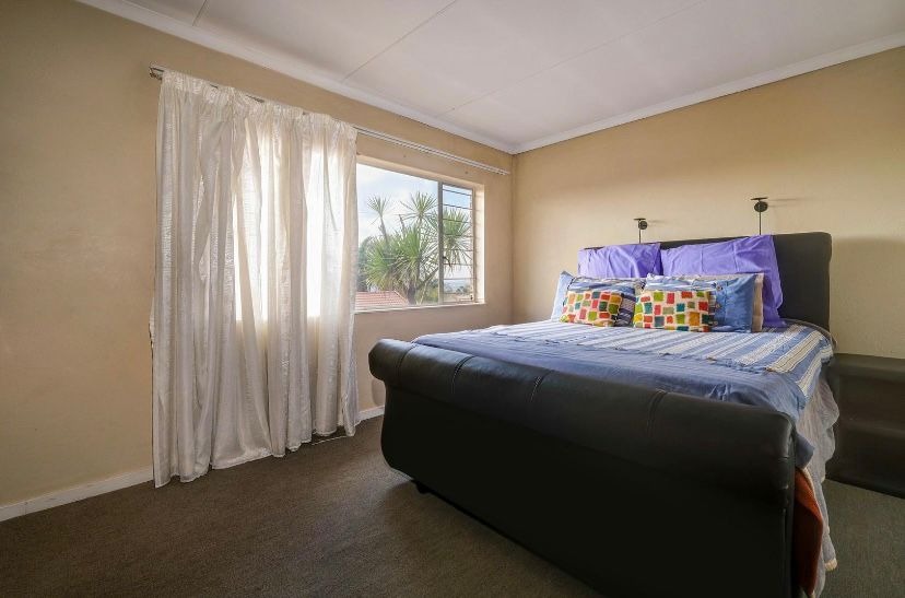 2 Bedroom Property for Sale in Sundowner Gauteng