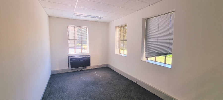 To Let commercial Property for Rent in Douglasdale Gauteng