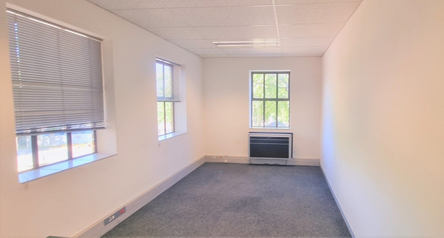 To Let commercial Property for Rent in Douglasdale Gauteng