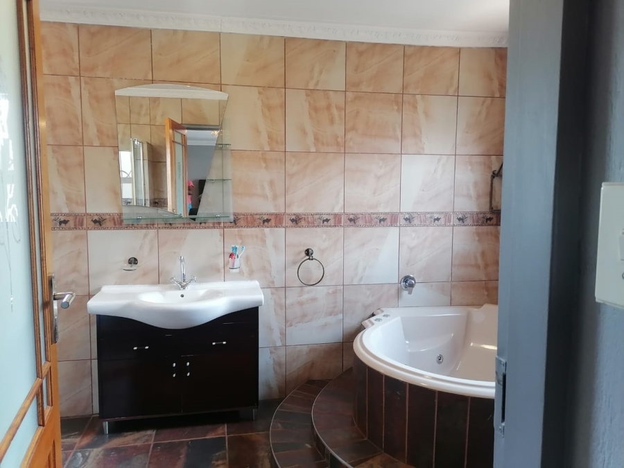 3 Bedroom Property for Sale in Geluksdal Gauteng