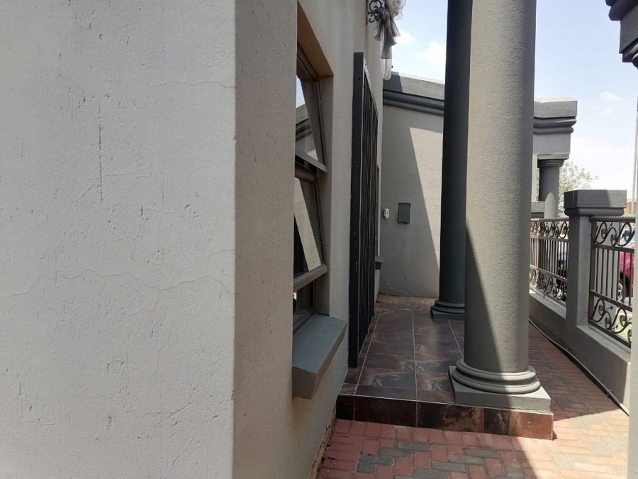 3 Bedroom Property for Sale in Geluksdal Gauteng