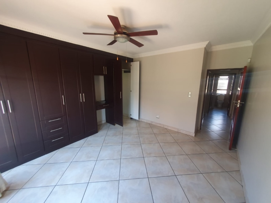 4 Bedroom Property for Sale in Zambezi Country Estate Gauteng