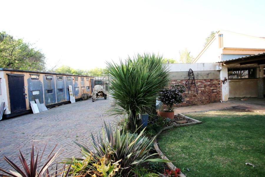 4 Bedroom Property for Sale in Three Rivers Gauteng