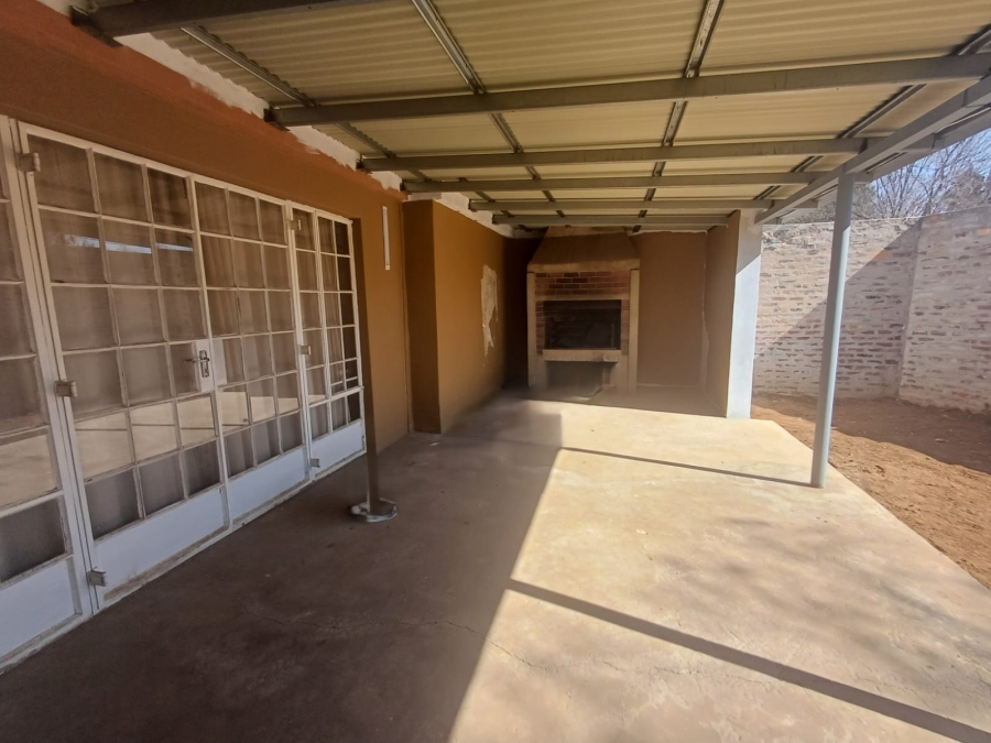 4 Bedroom Property for Sale in Three Rivers Gauteng