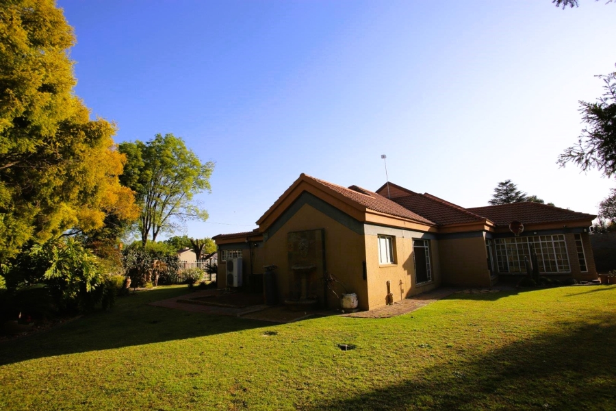 4 Bedroom Property for Sale in Three Rivers Gauteng