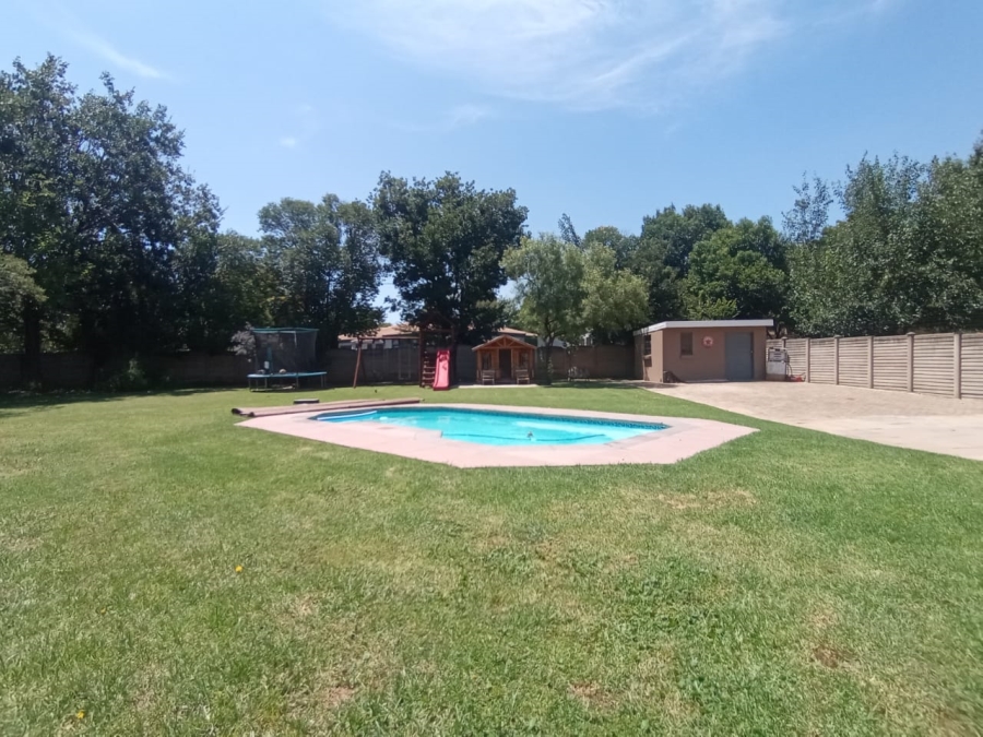 3 Bedroom Property for Sale in Three Rivers East Gauteng