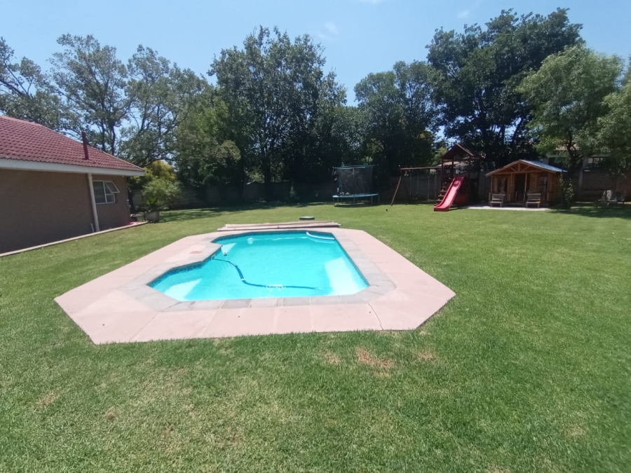 3 Bedroom Property for Sale in Three Rivers East Gauteng