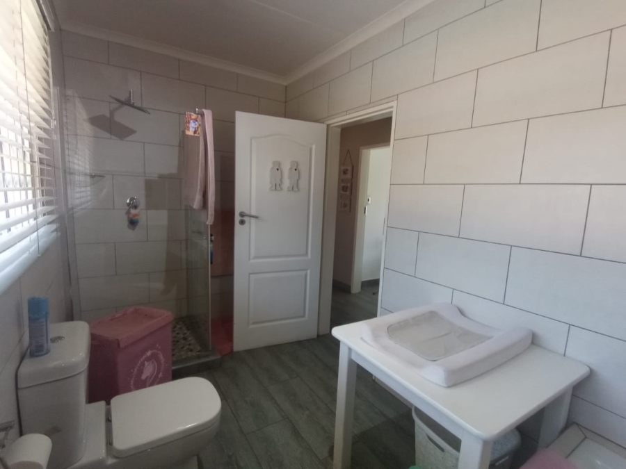 3 Bedroom Property for Sale in Three Rivers East Gauteng