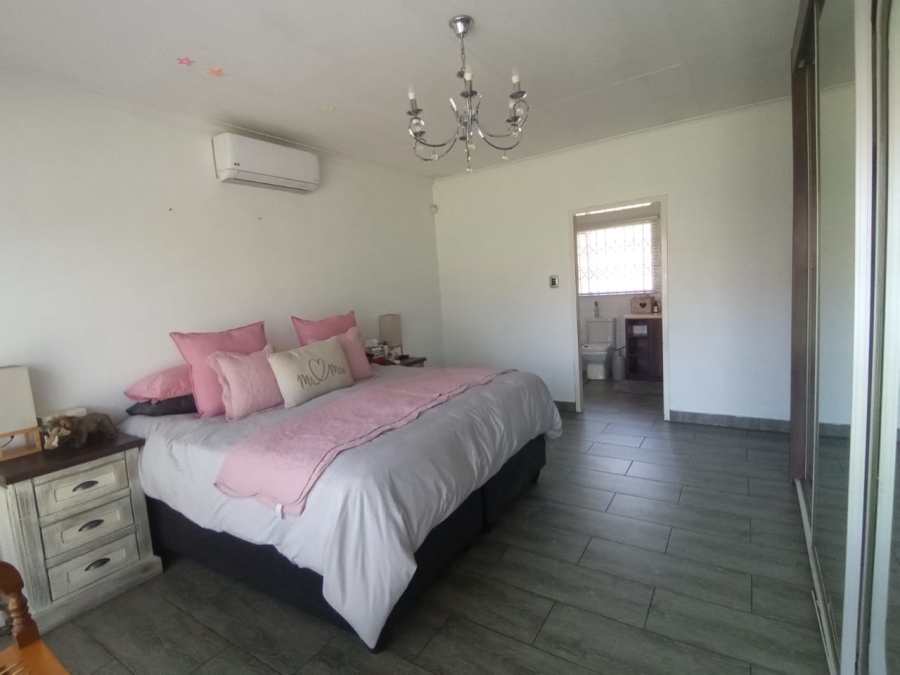 3 Bedroom Property for Sale in Three Rivers East Gauteng